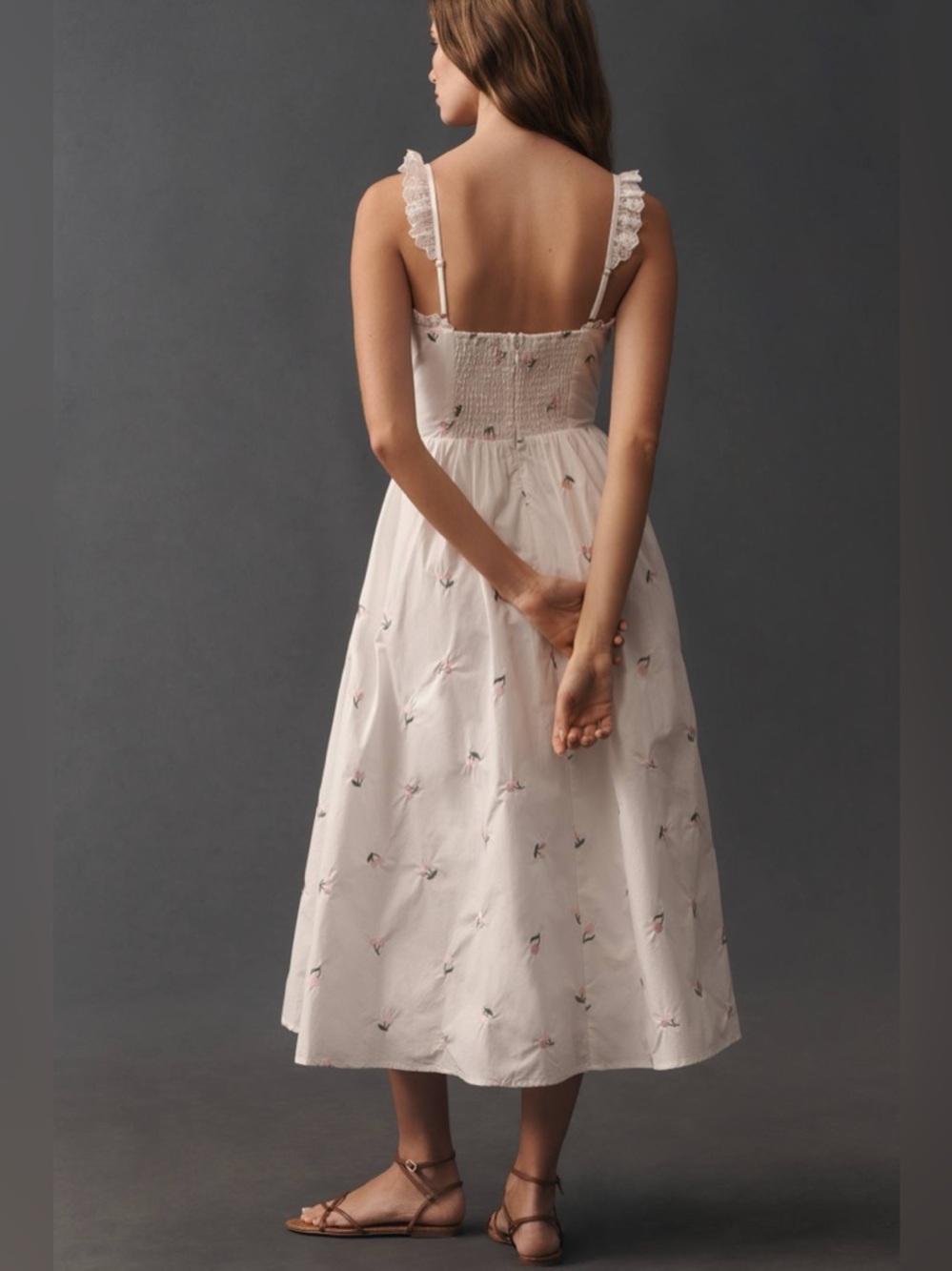Jacquie The Label Cherie Waisted Midi Dress in White Floral Size S NWT - Picture 4 of 9